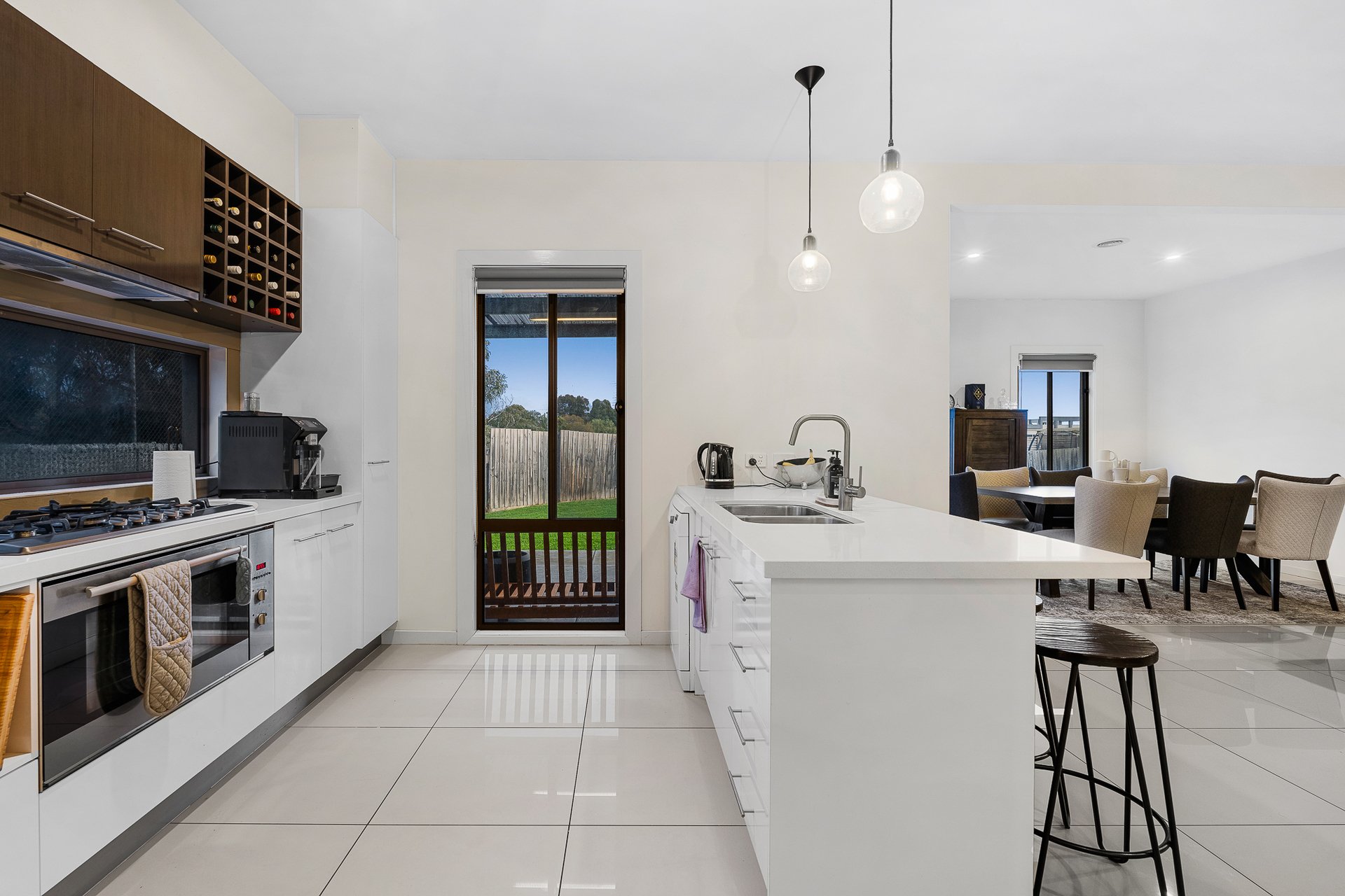 18 Spence Street, Burwood image 4
