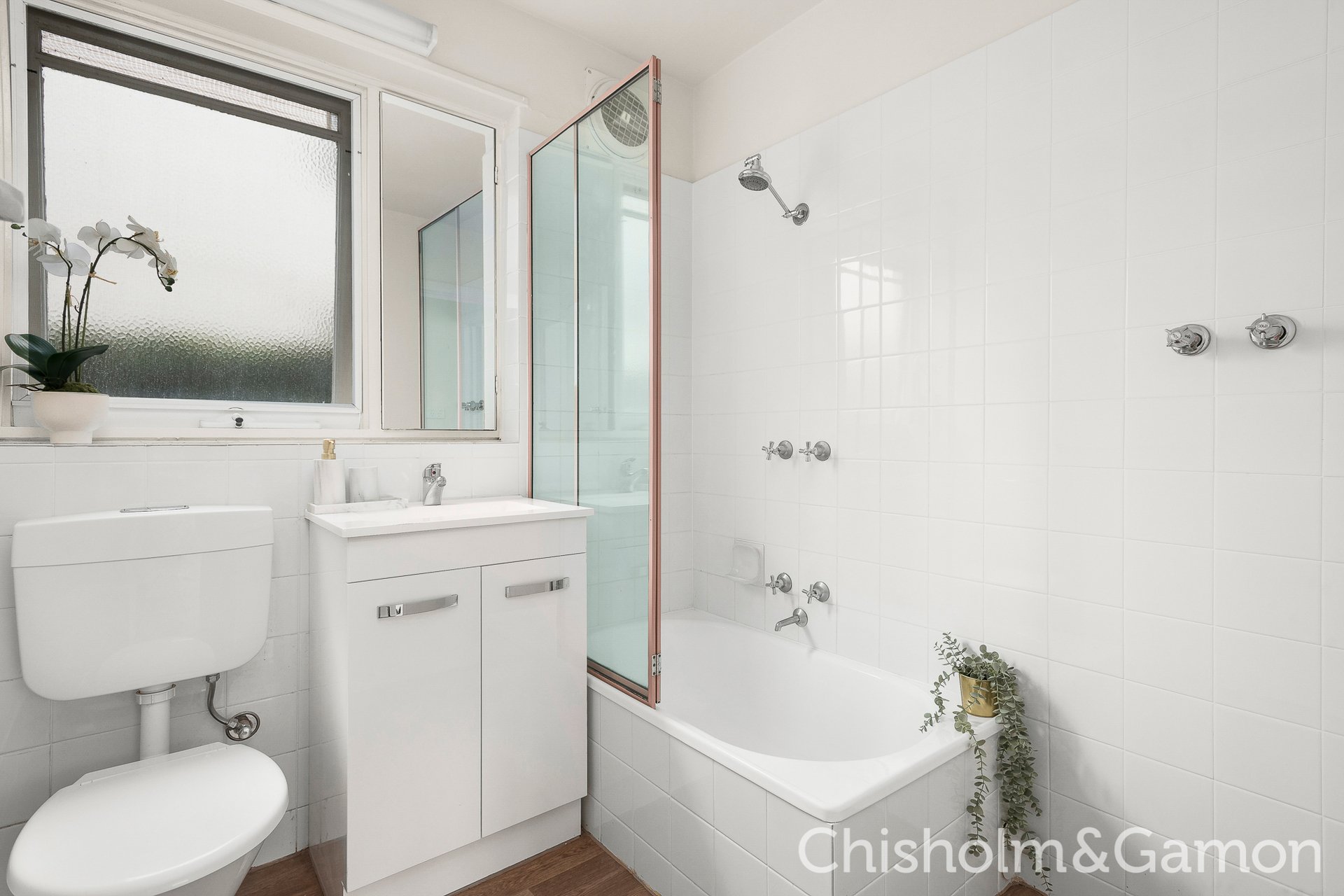 1/8 Spray Street, Elwood image 9