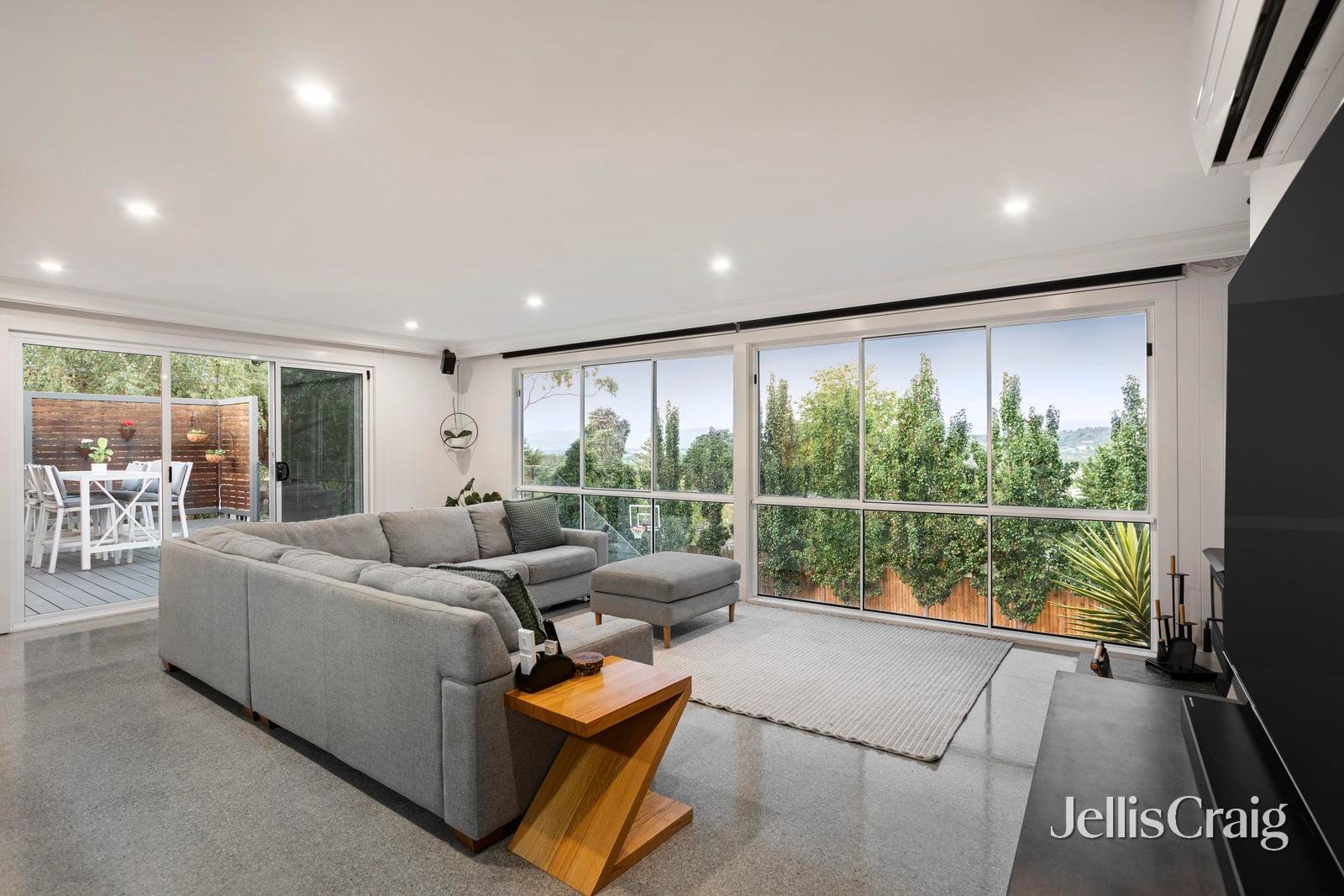 18 St Andrews Drive, Chirnside&nbsp;Park image 3