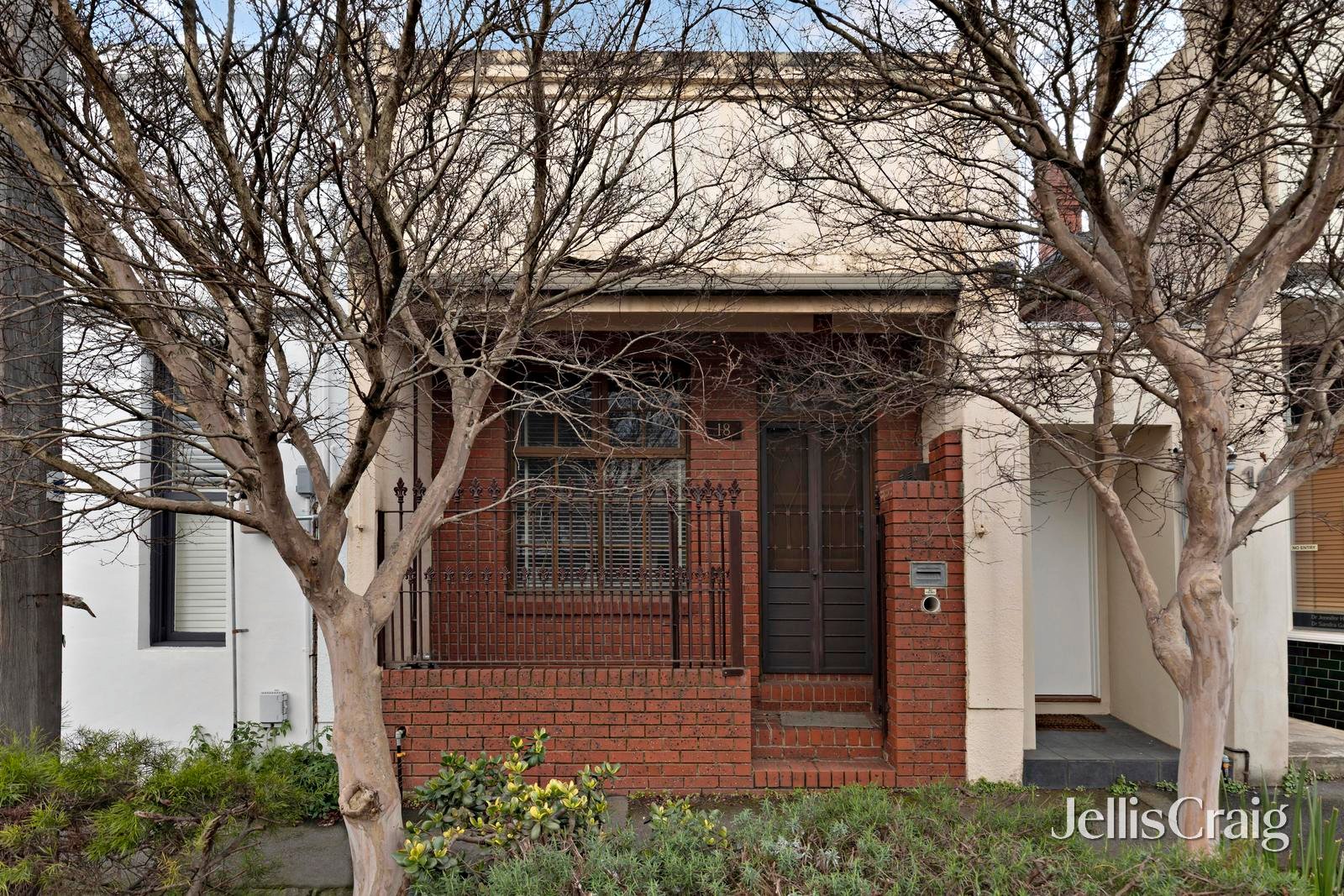 18 Station Avenue, Ascot Vale image 1