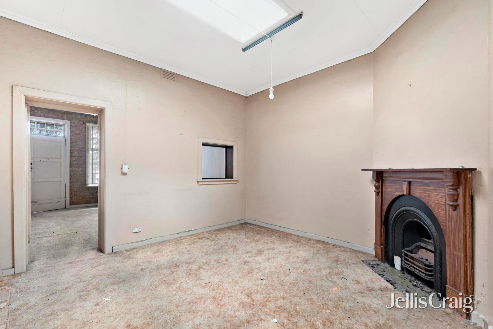 18 Station Avenue, Ascot Vale image 3
