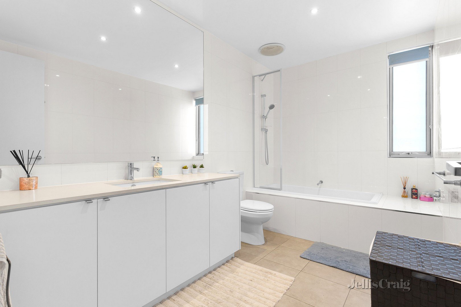 18 Streeton Drive, Mentone image 7