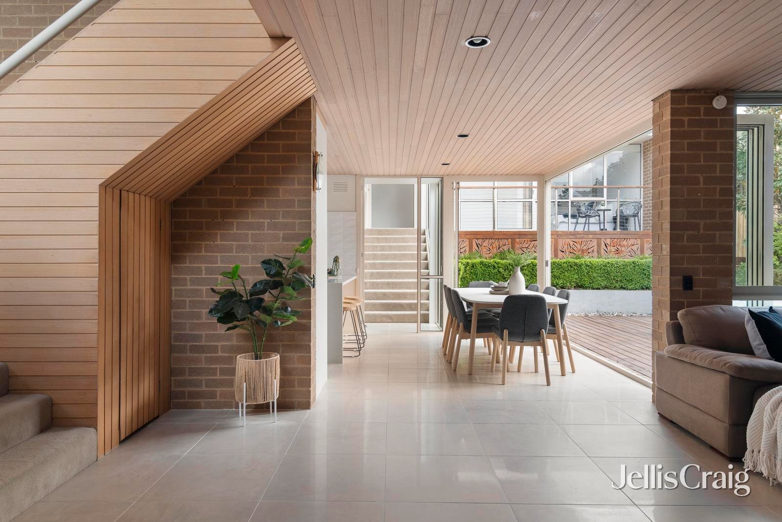 18 Summit Drive, Bulleen image 8