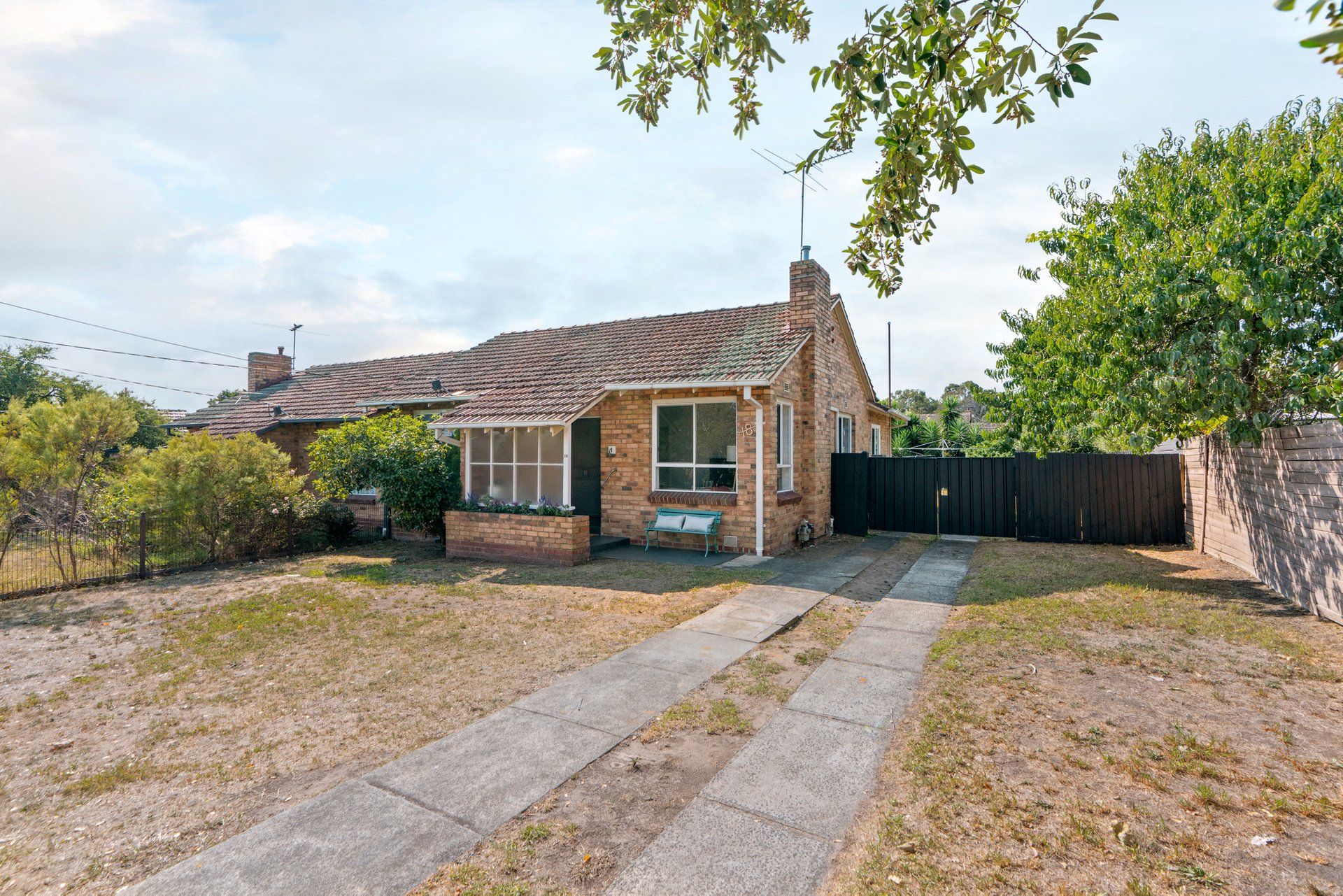 Property Gallery Thumbnail 14