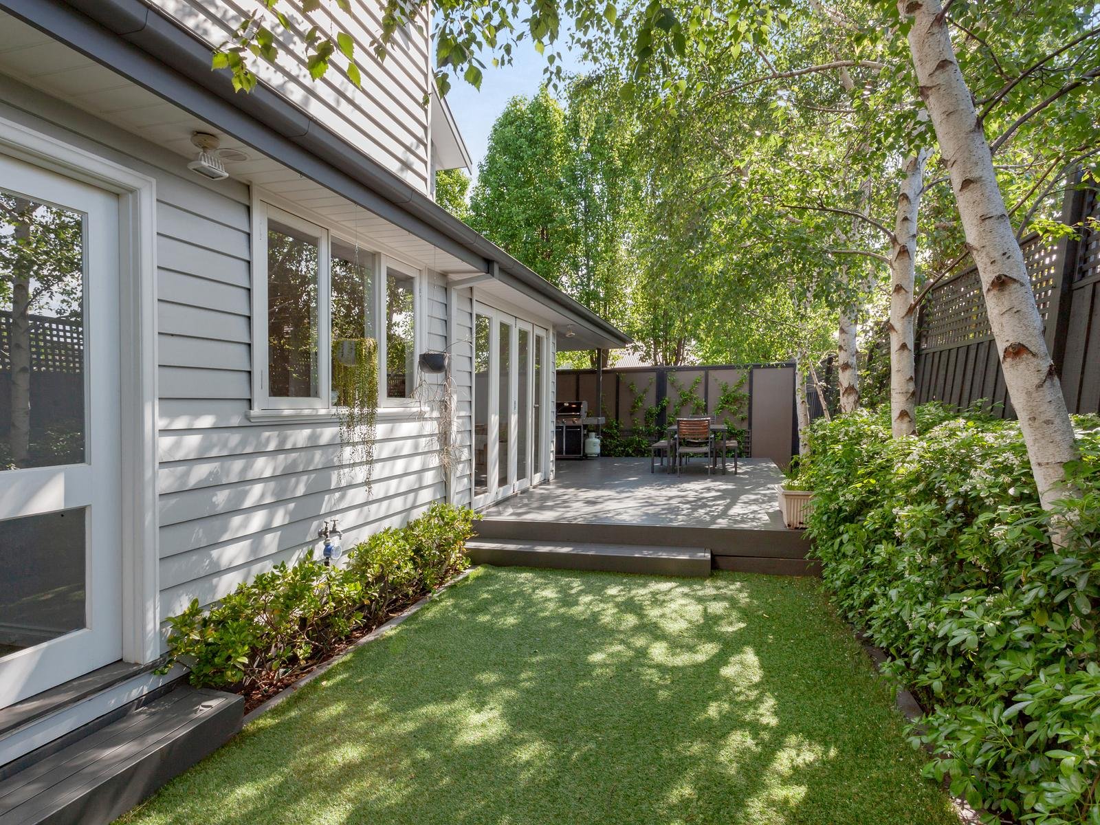 18 Sydenham Lane, Surrey Hills image 6