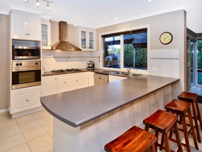18 Tabess Court, St Albans Park image 3