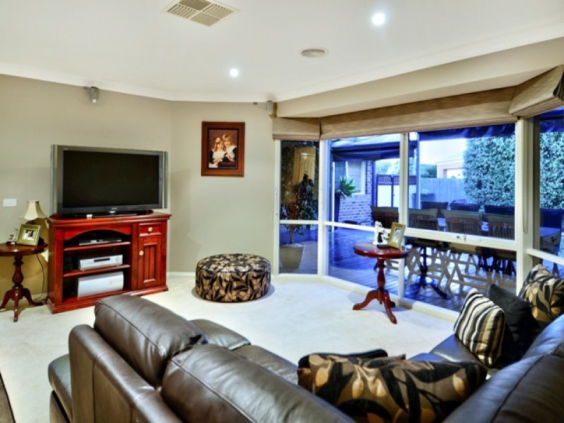 18 Tabess Court, St Albans Park image 6