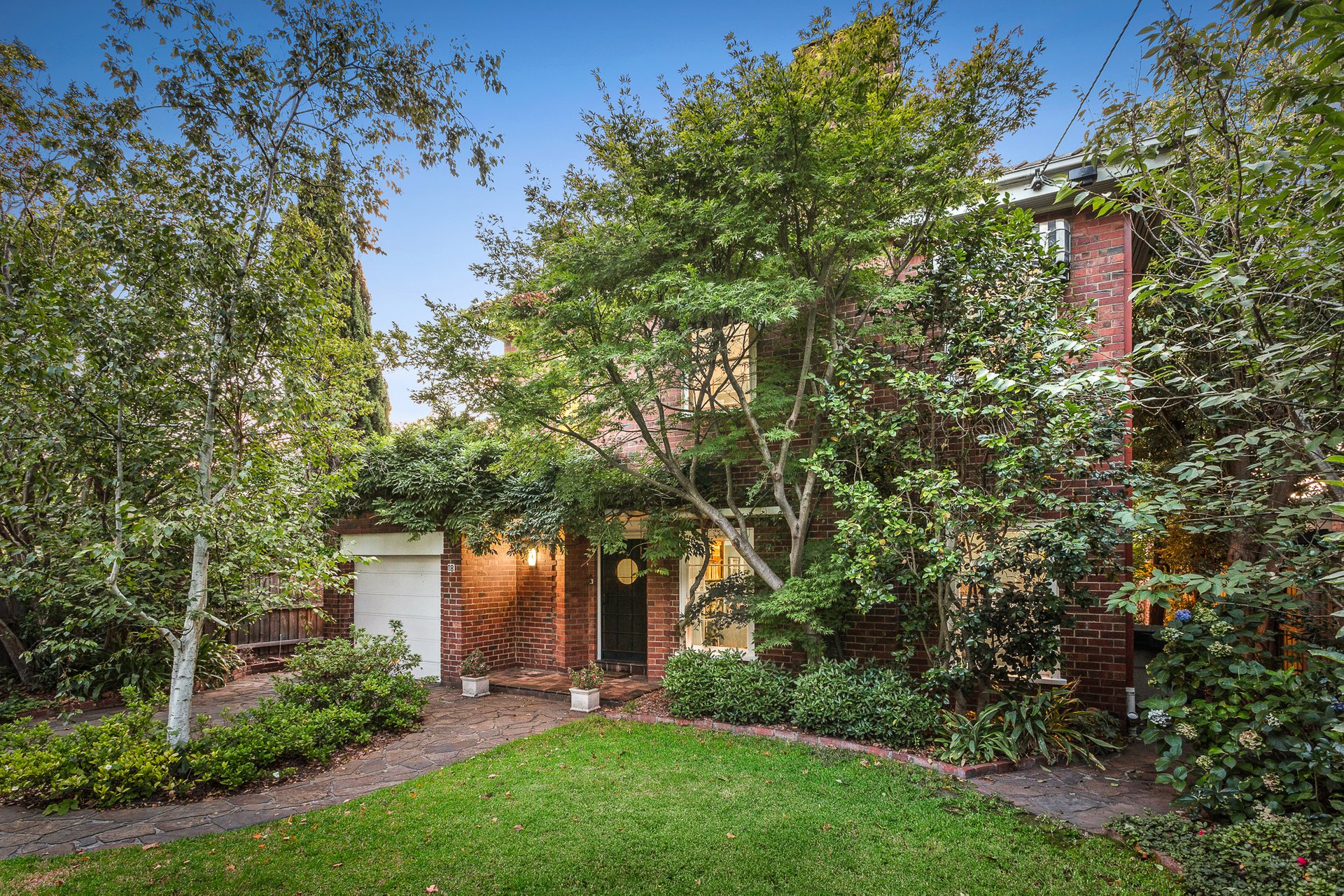 Property Gallery - Main Image