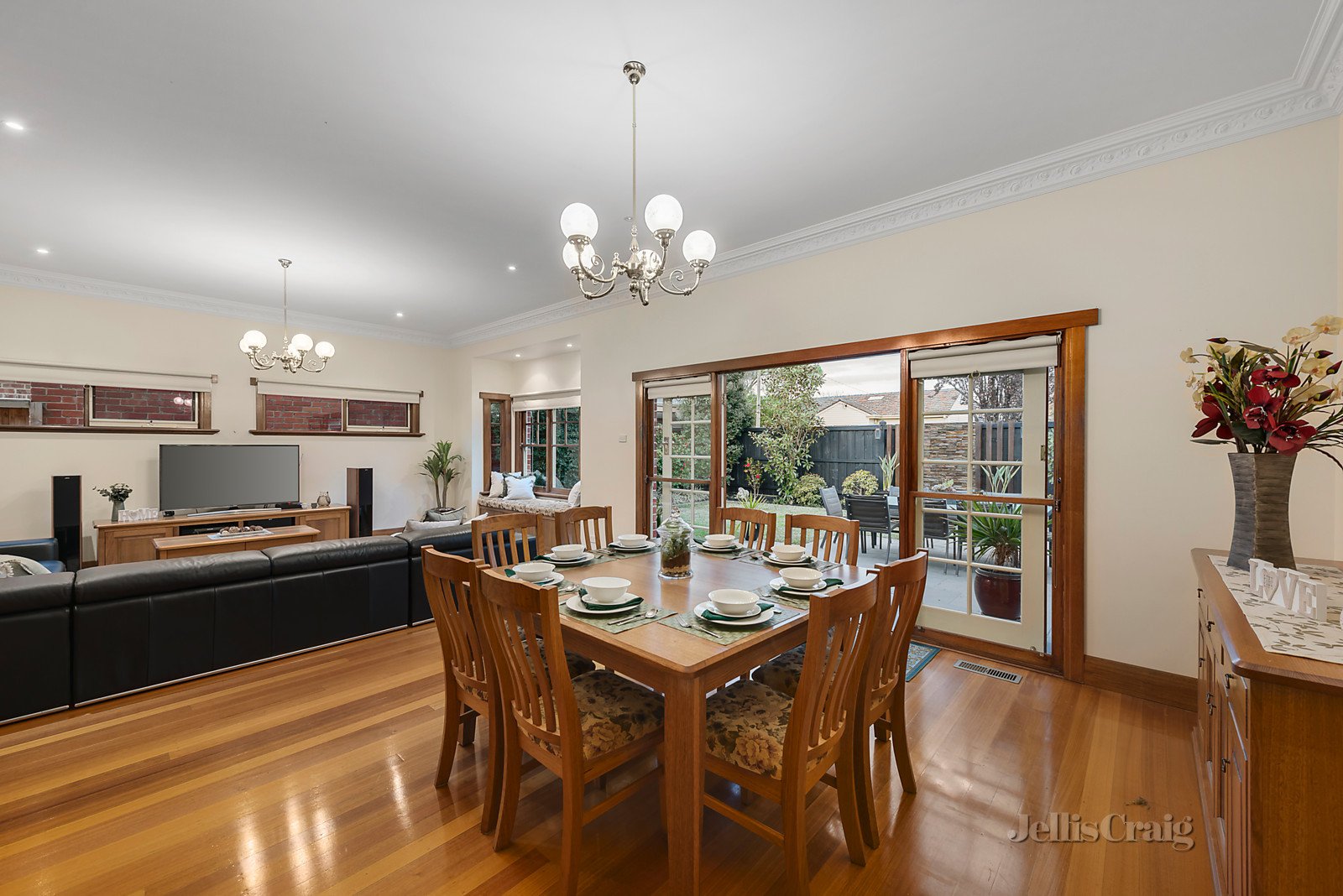 18 The Highway, Bentleigh image 4