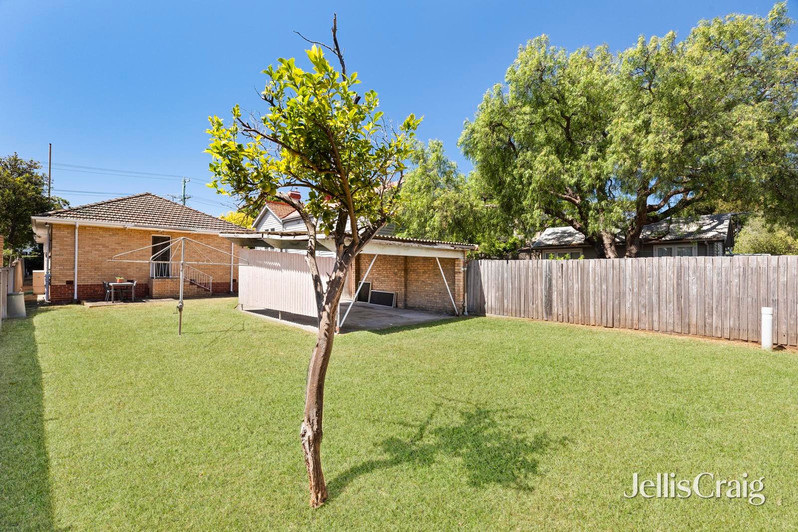 18 Thomas Street, Hampton image 11