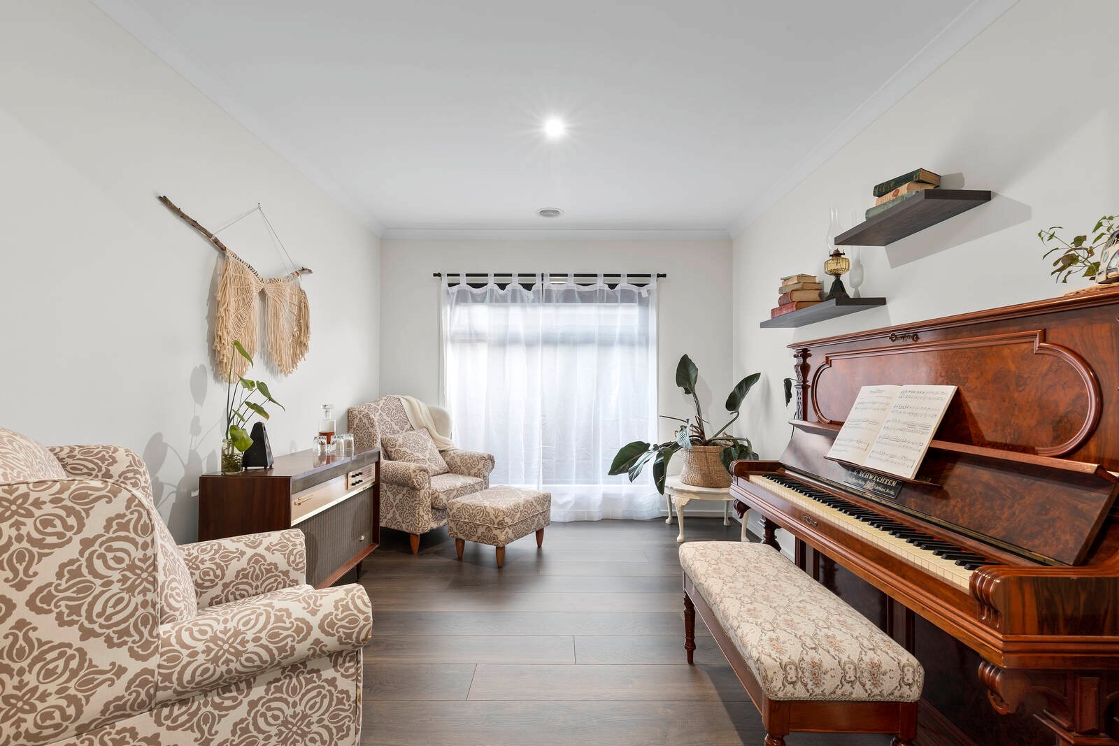 Property Gallery Thumbnail 5