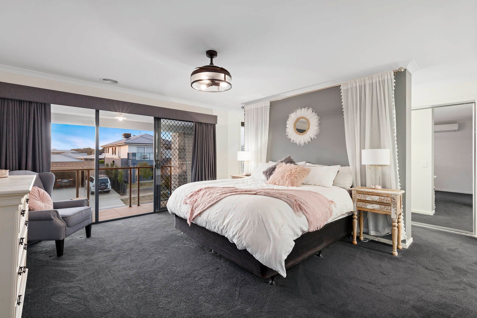 Property Gallery Thumbnail 9