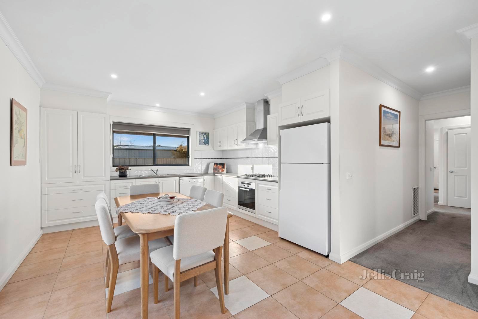 18 Victoria Street, Kyneton image 4