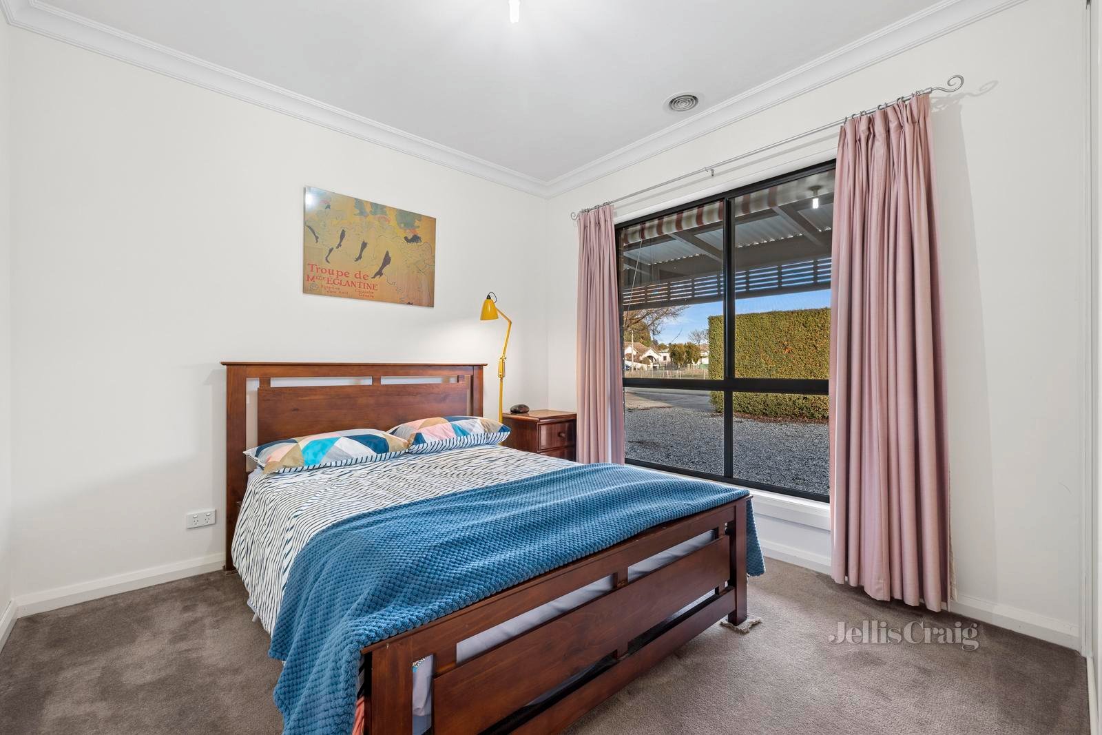 18 Victoria Street, Kyneton image 8