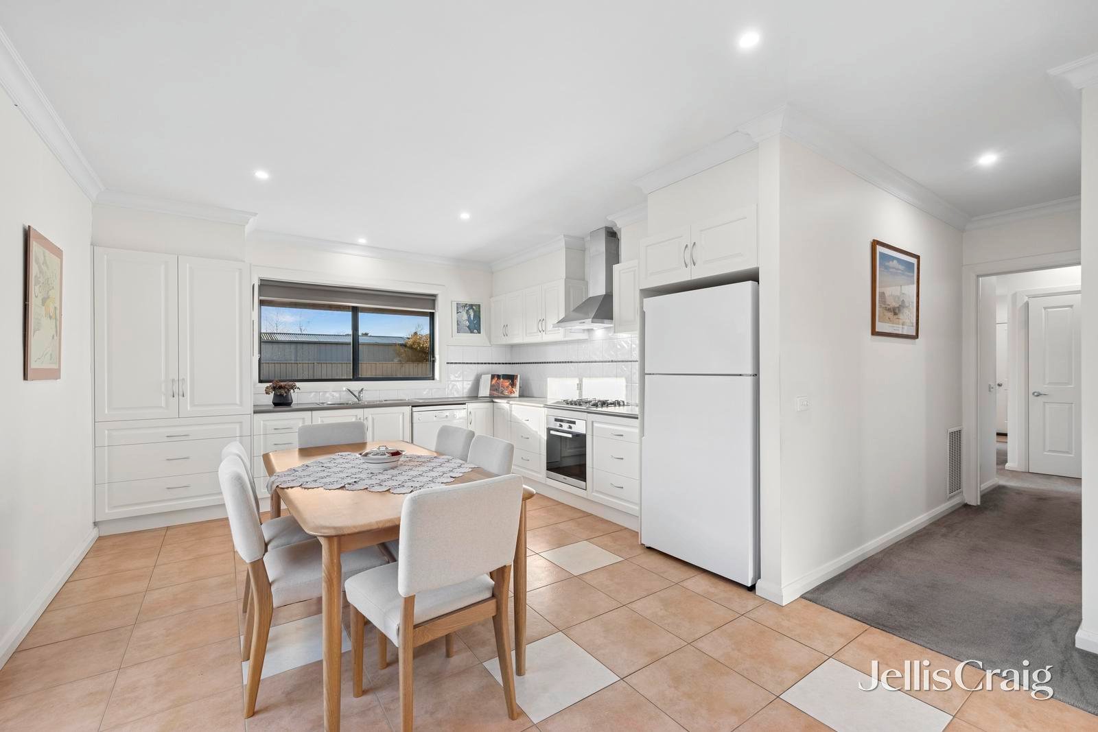 18 Victoria Street, Kyneton image 1