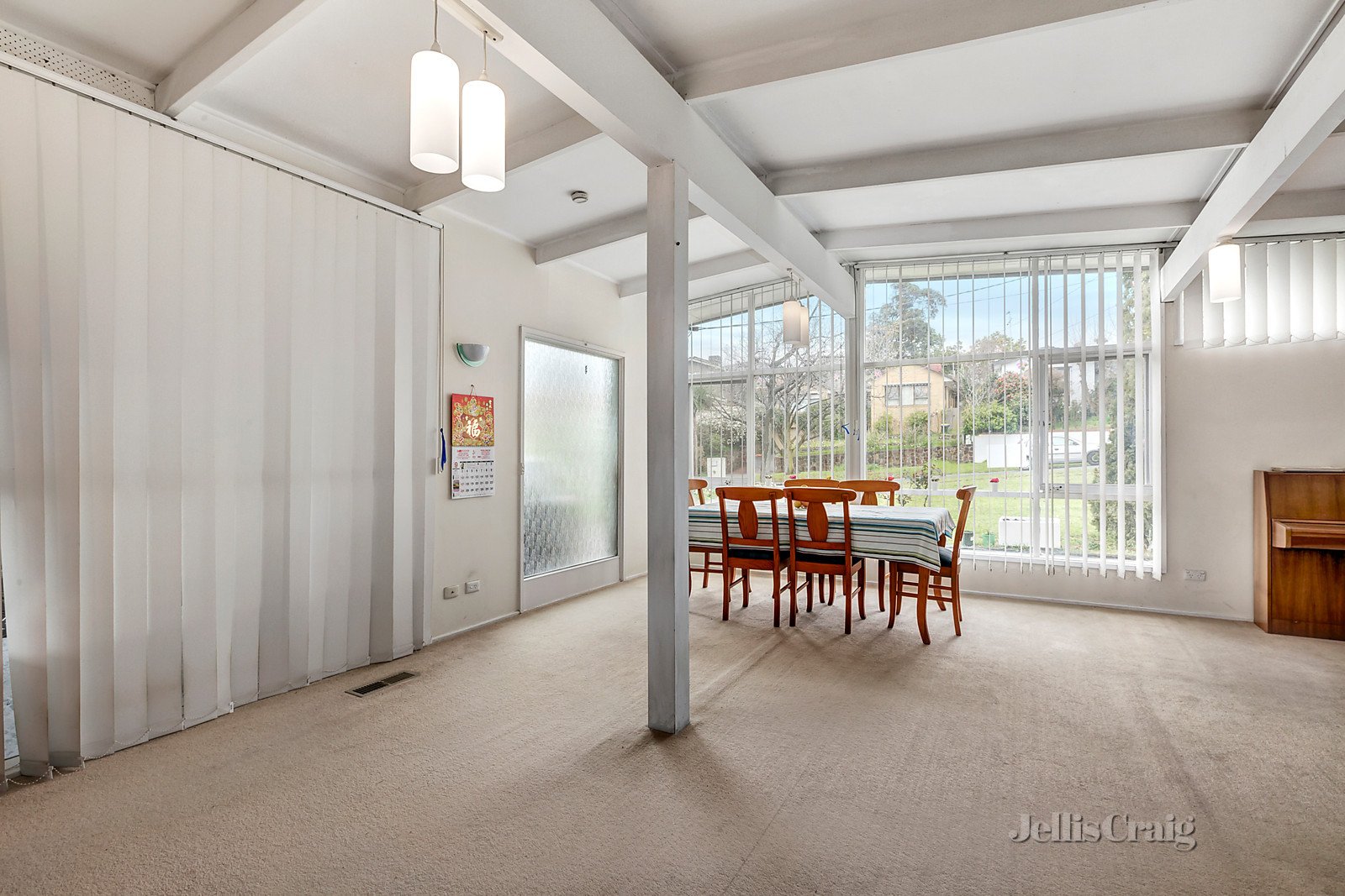 18 Viewhill Road, Balwyn North image 6