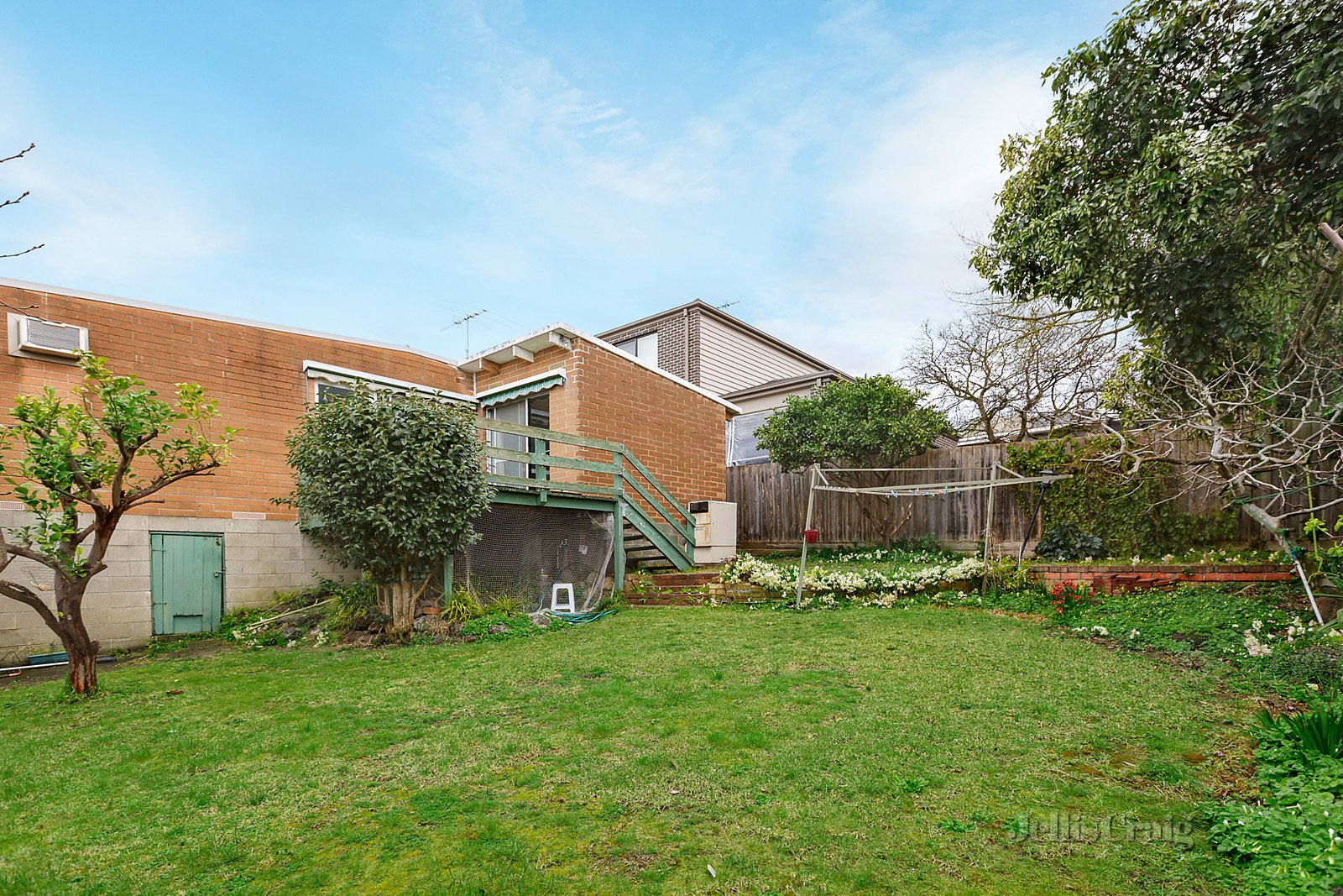 18 Viewhill Road, Balwyn North image 7