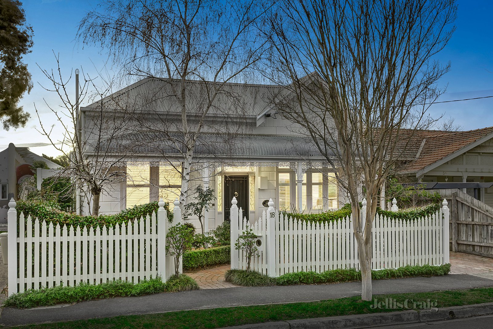 18 Violet Grove, Hawthorn image 1