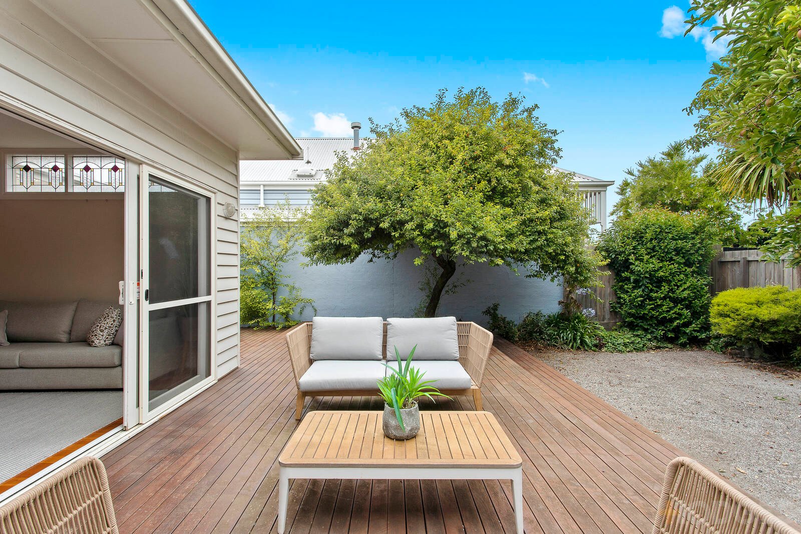 18 Walker Street Rippleside
