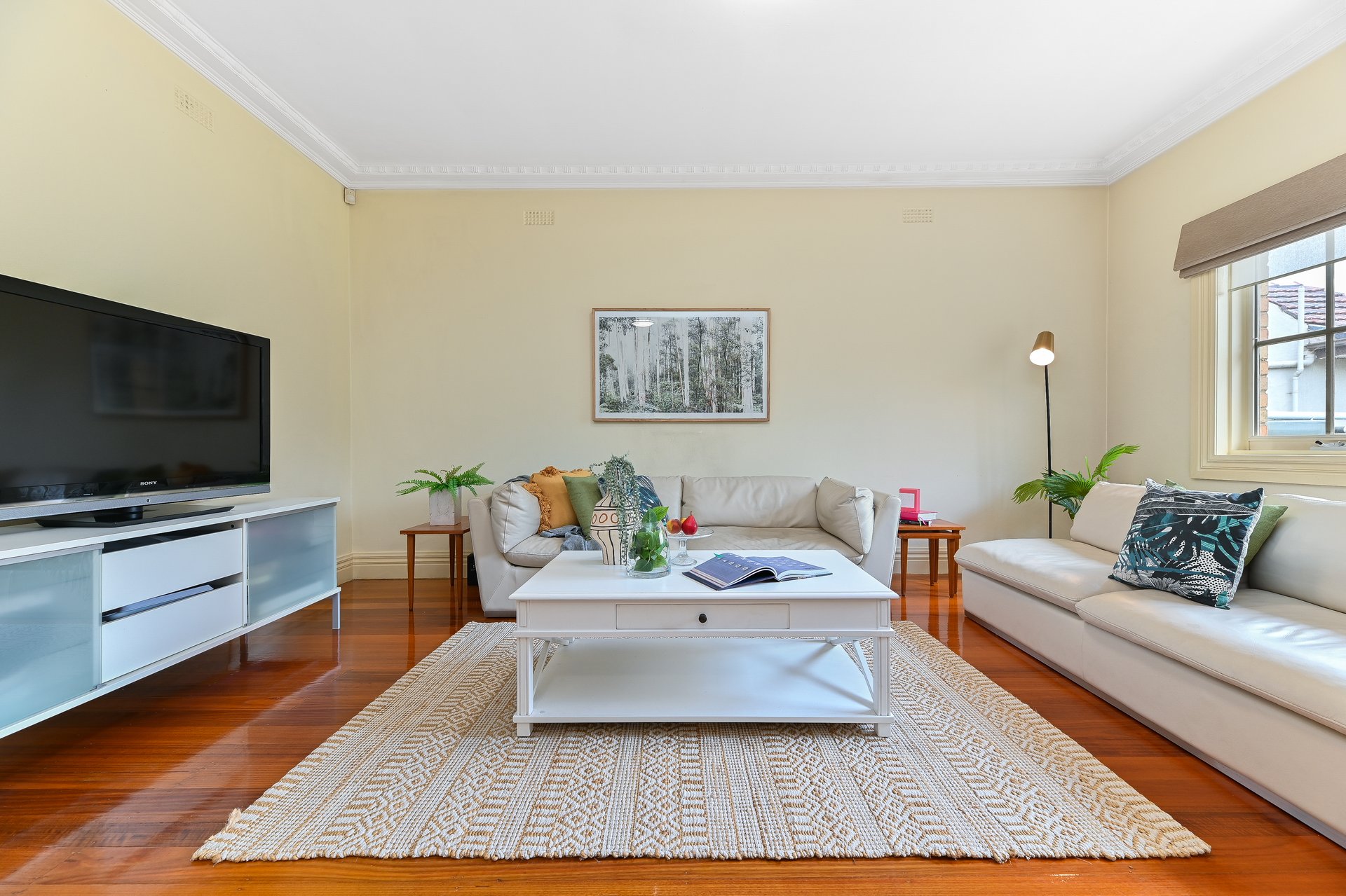 18 Waratah Avenue, Burwood image 2