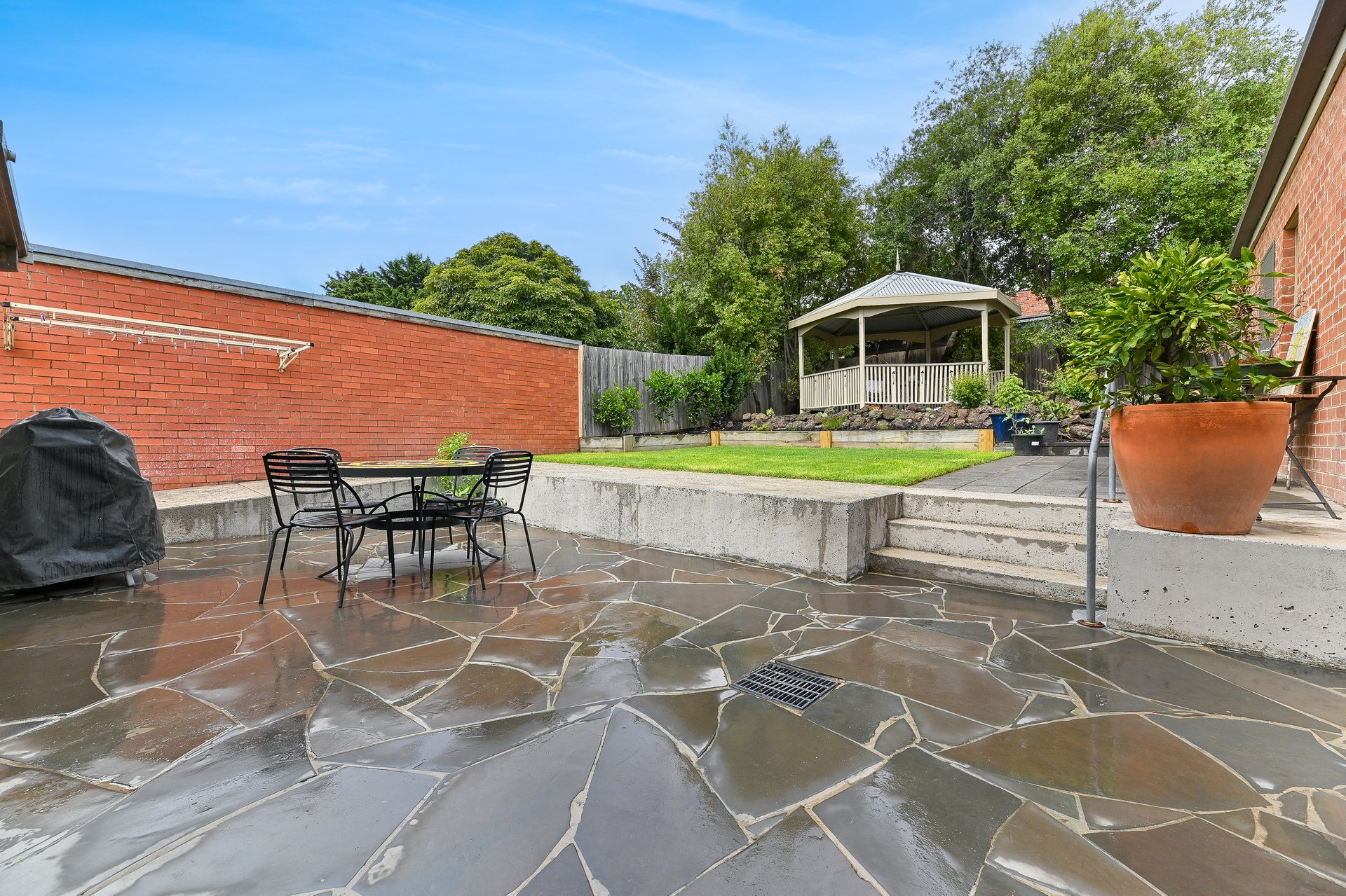 18 Waratah Avenue, Burwood image 5