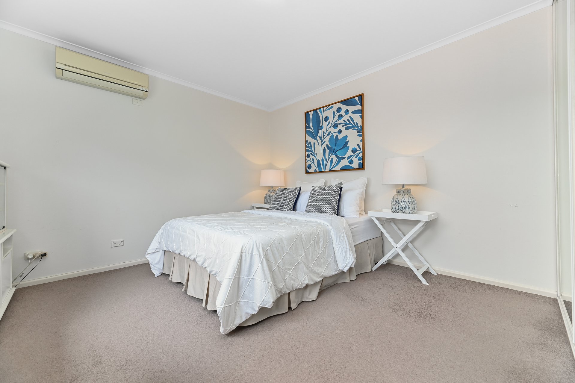 18 Waratah Avenue, Burwood image 8