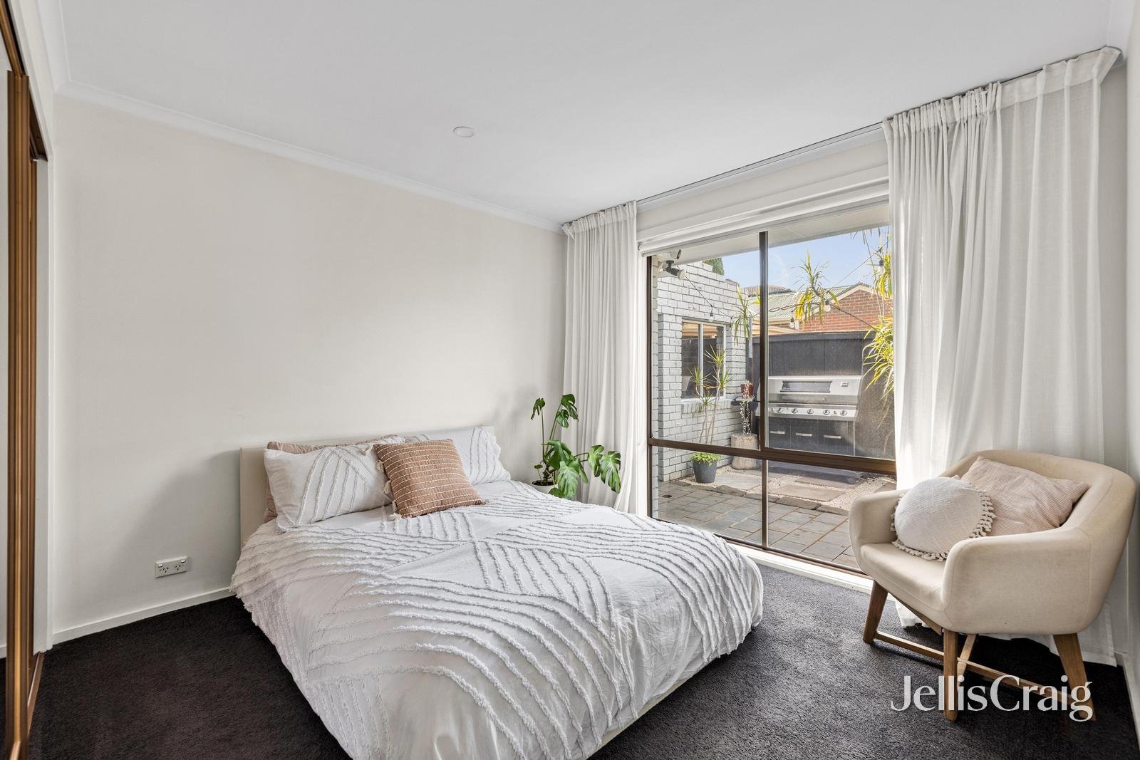 18 Waratah Street, Seaholme image 6