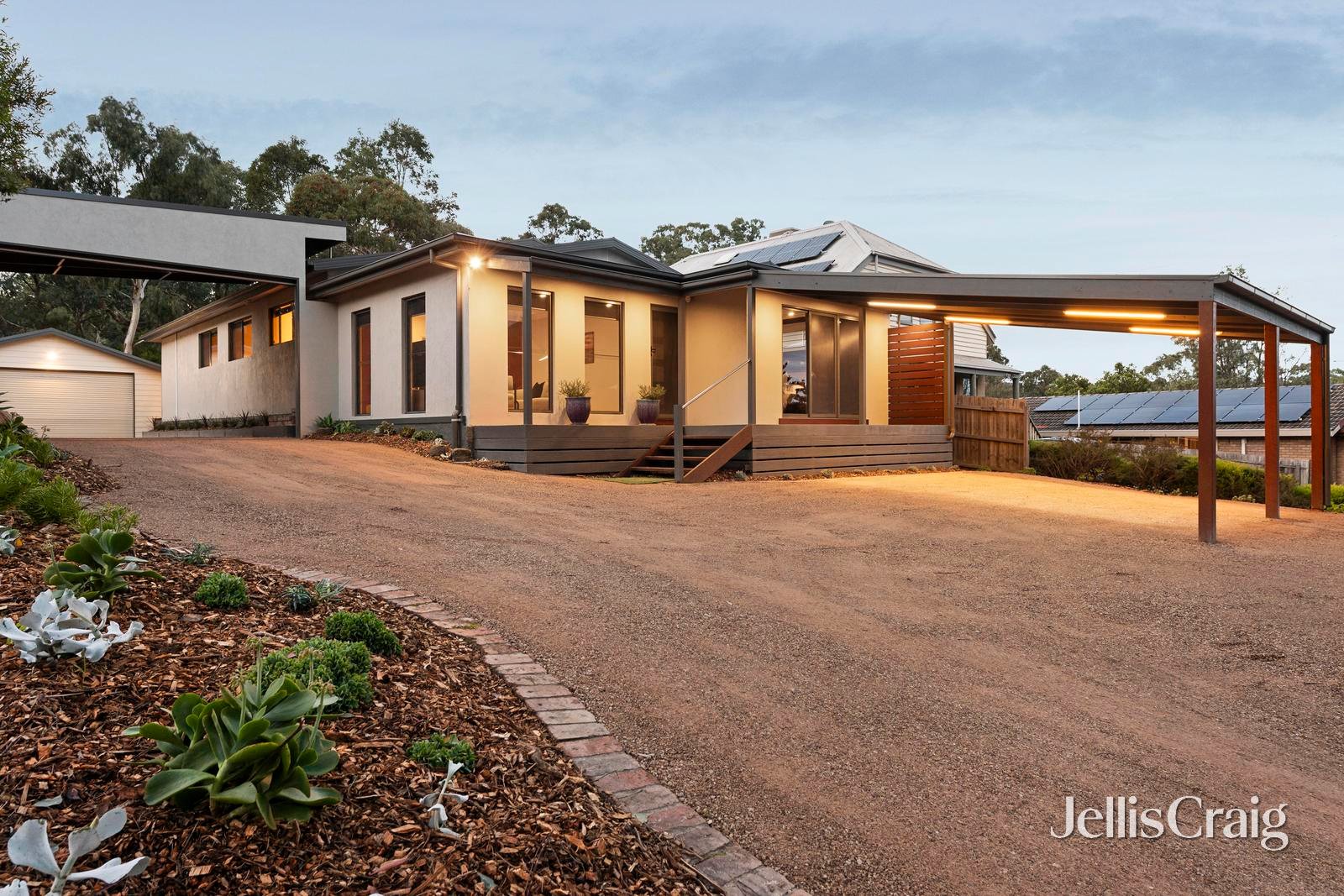 18 Wattletree Road, Hurstbridge image 1