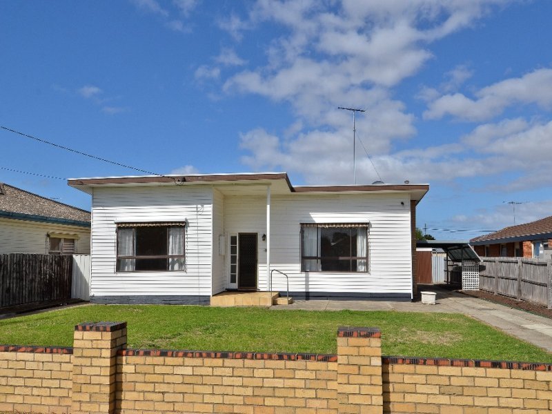 18 Westmoreland Street, St Albans Park image 1