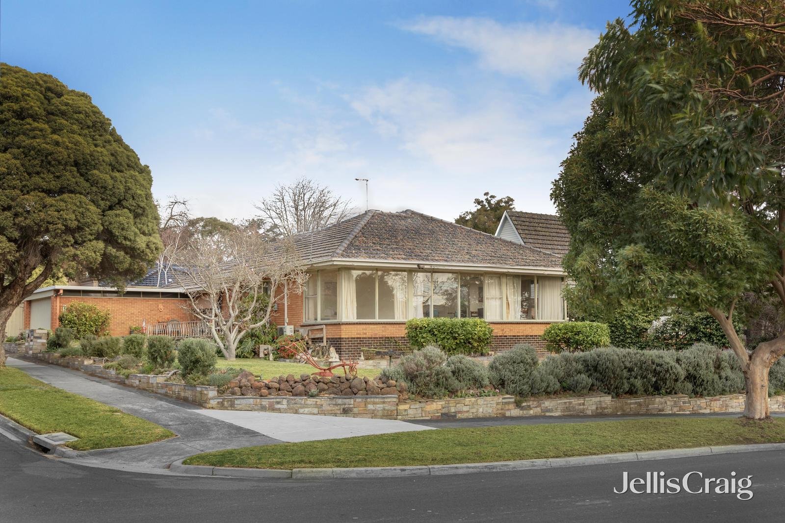 18 Wild Life Parade, Balwyn North image 2