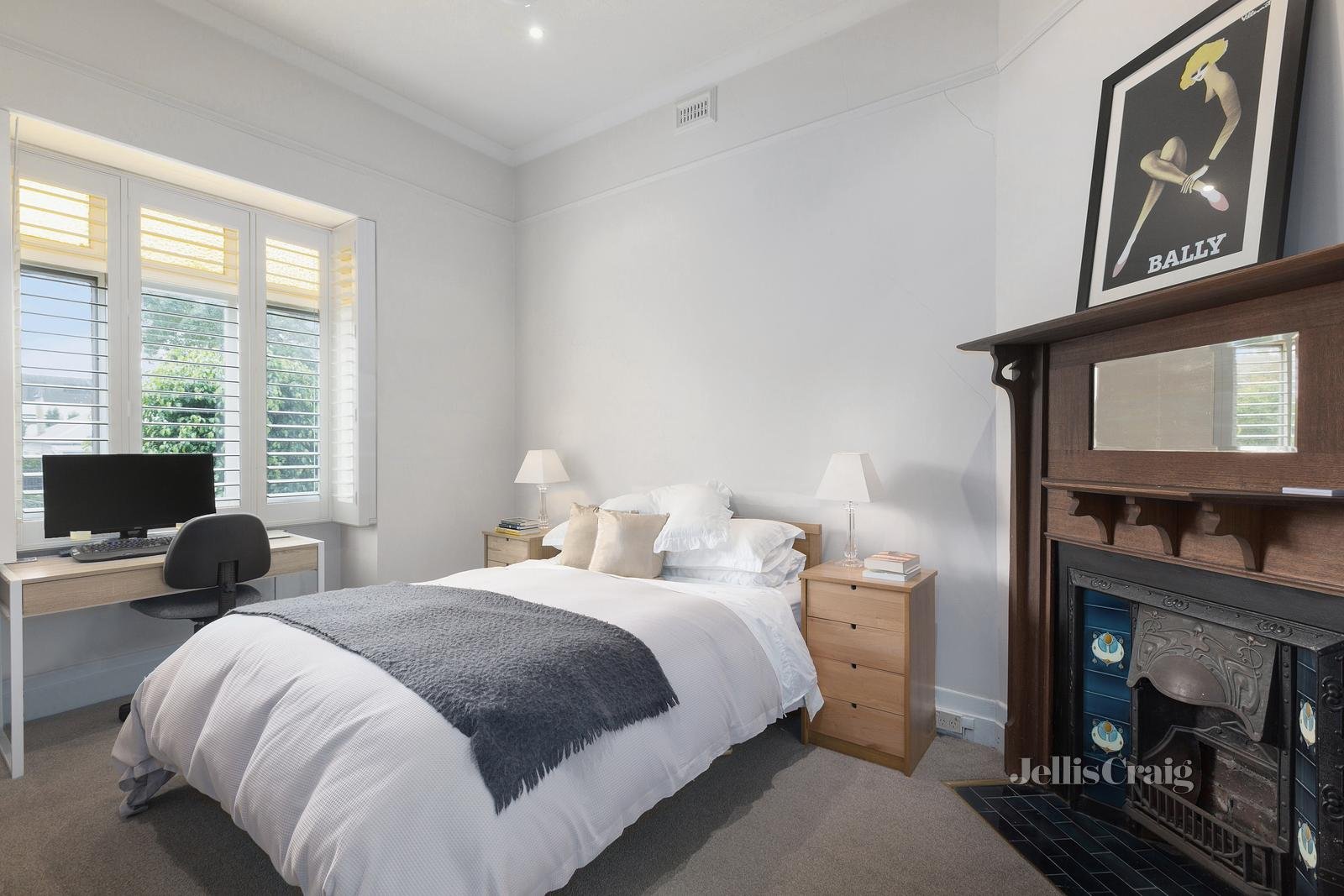 18 Young Street, Glen Iris image 5