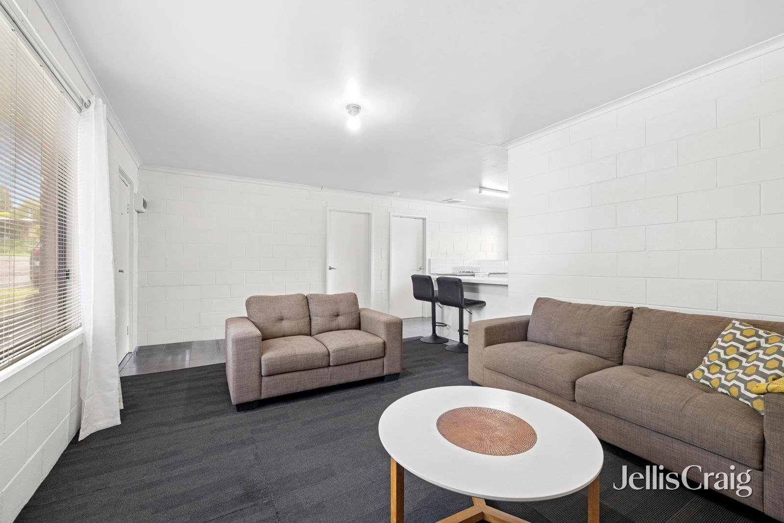 1/80 Beauchamp Street, Kyneton image 5