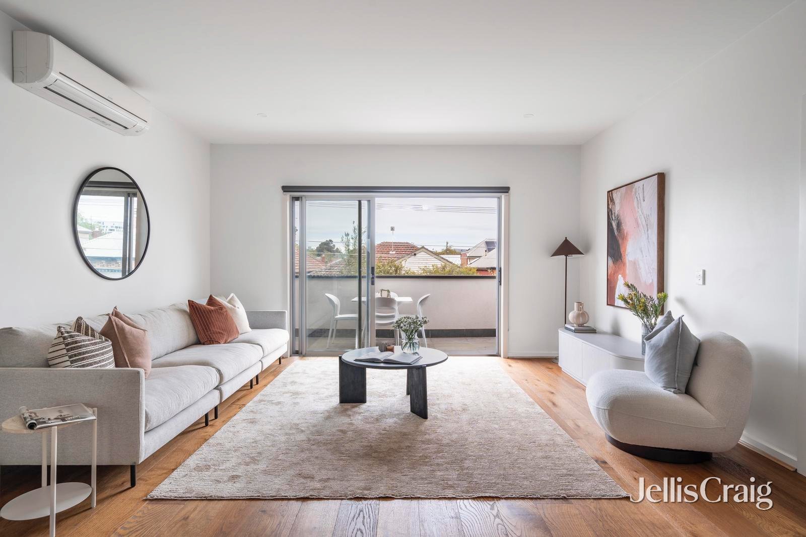1/80 Hope Street, Brunswick image 2