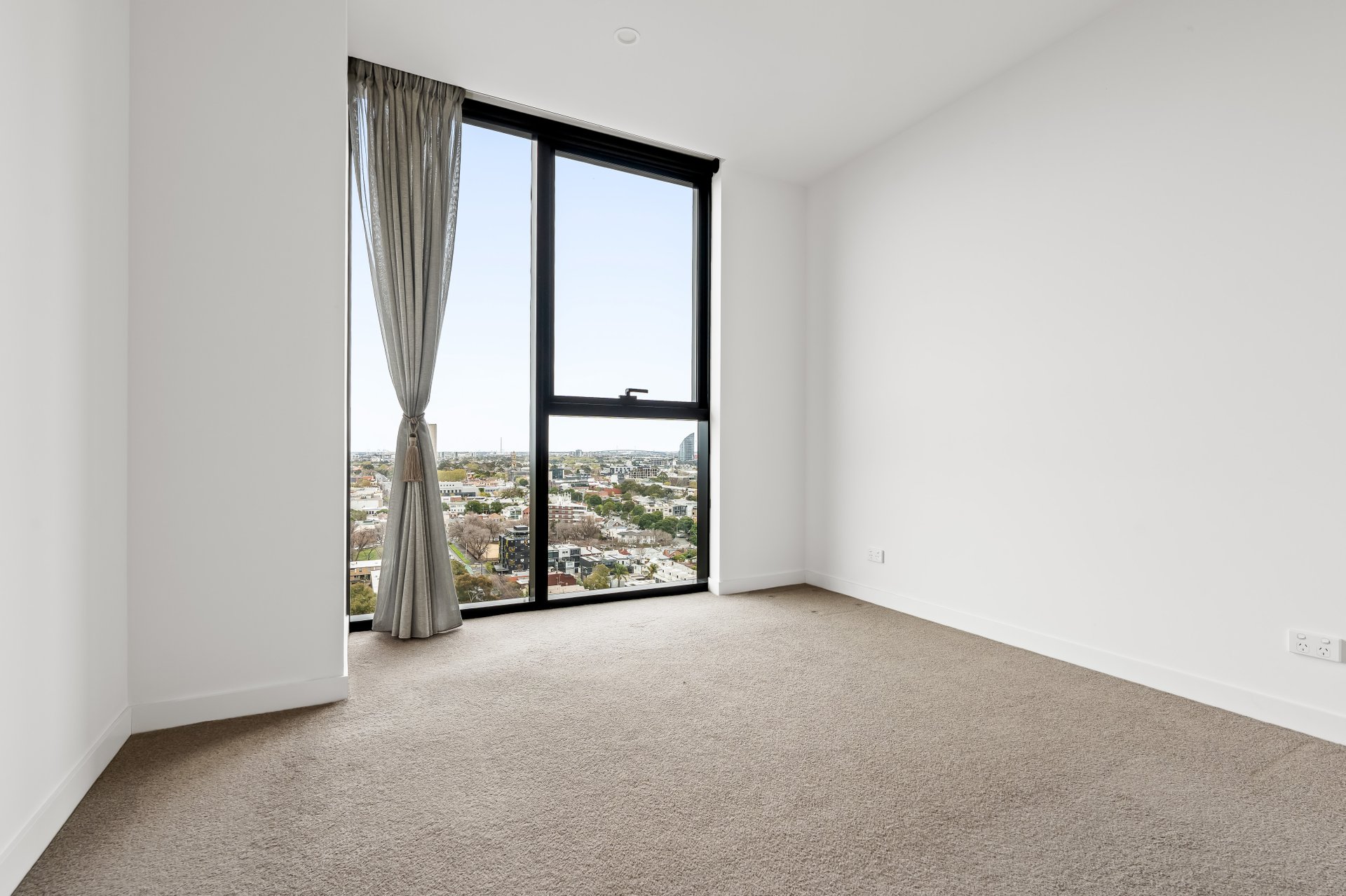 1803/39 Park Street, South Melbourne image 8