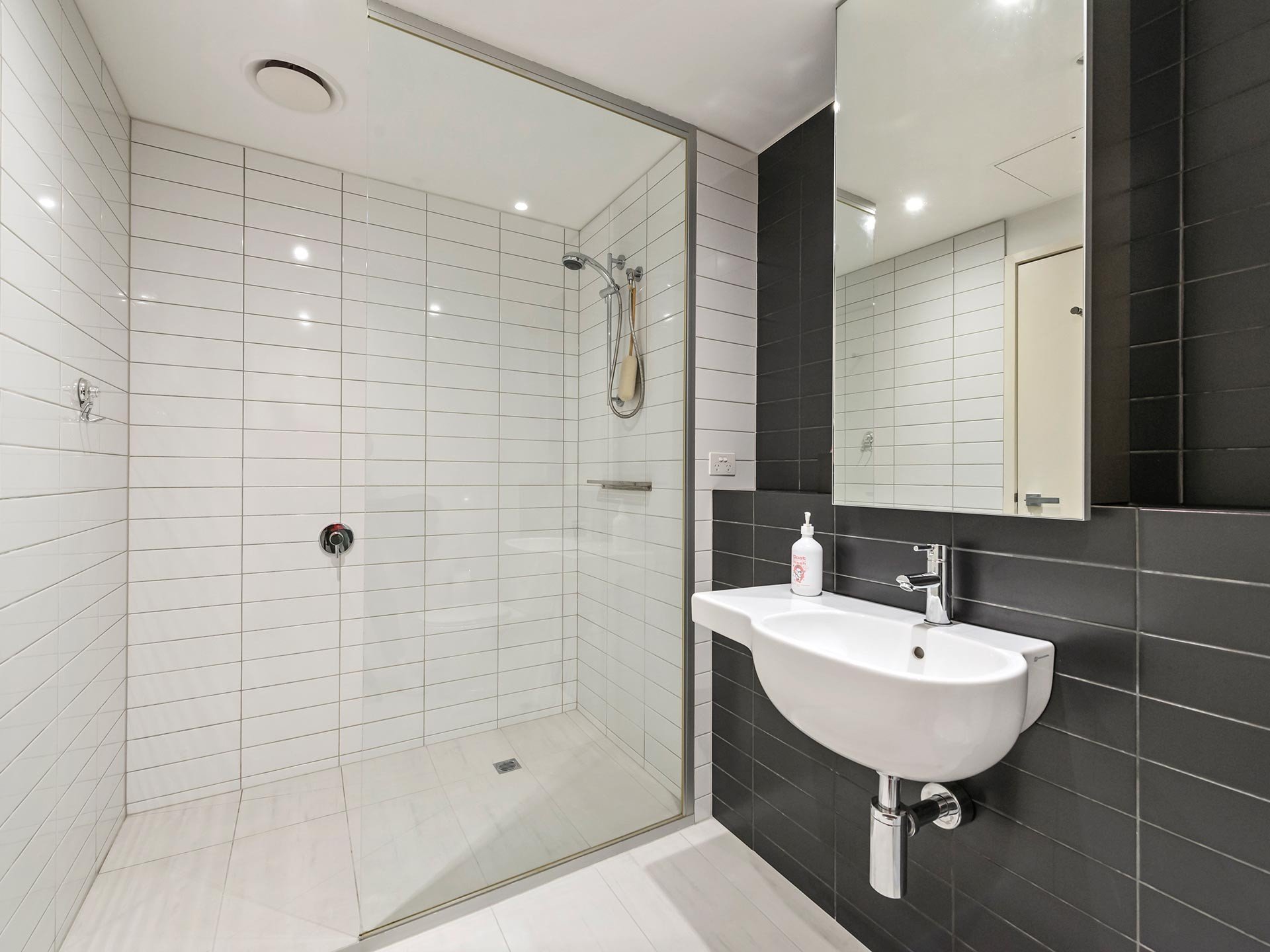 1804 / 200 Spencer Street MELBOURNE