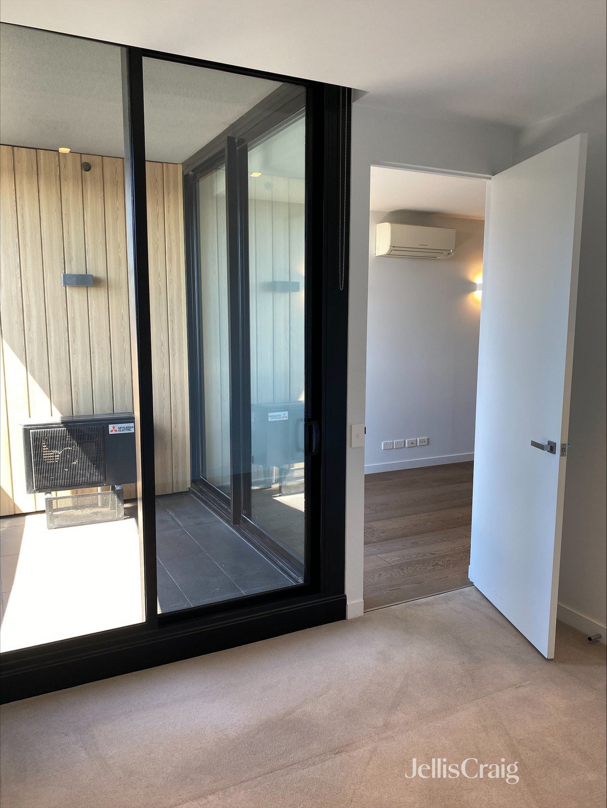 1805/33 Blackwoods Street, North&nbsp;Melbourne image 6