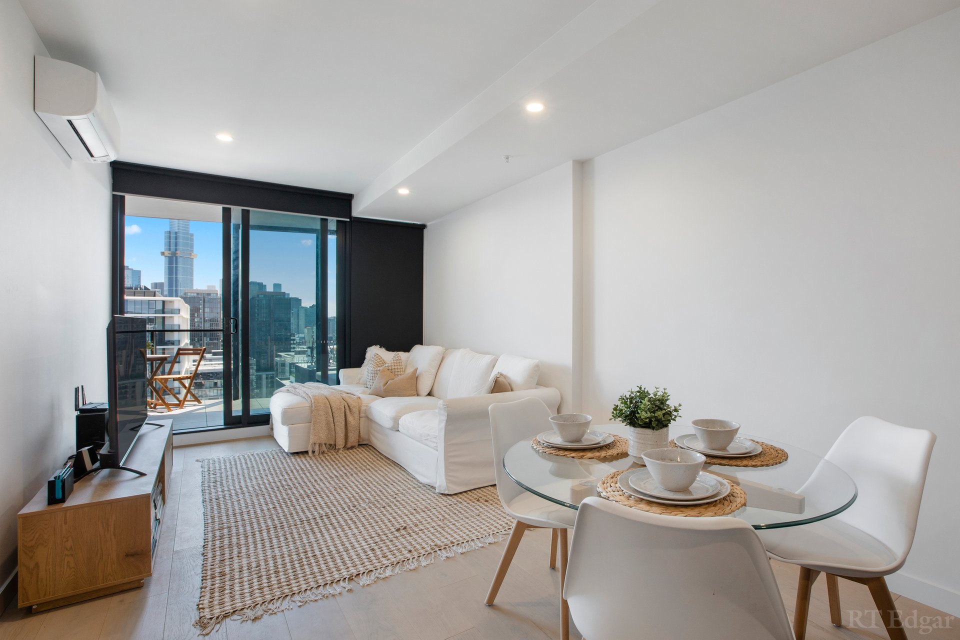 Property Gallery Thumbnail 4