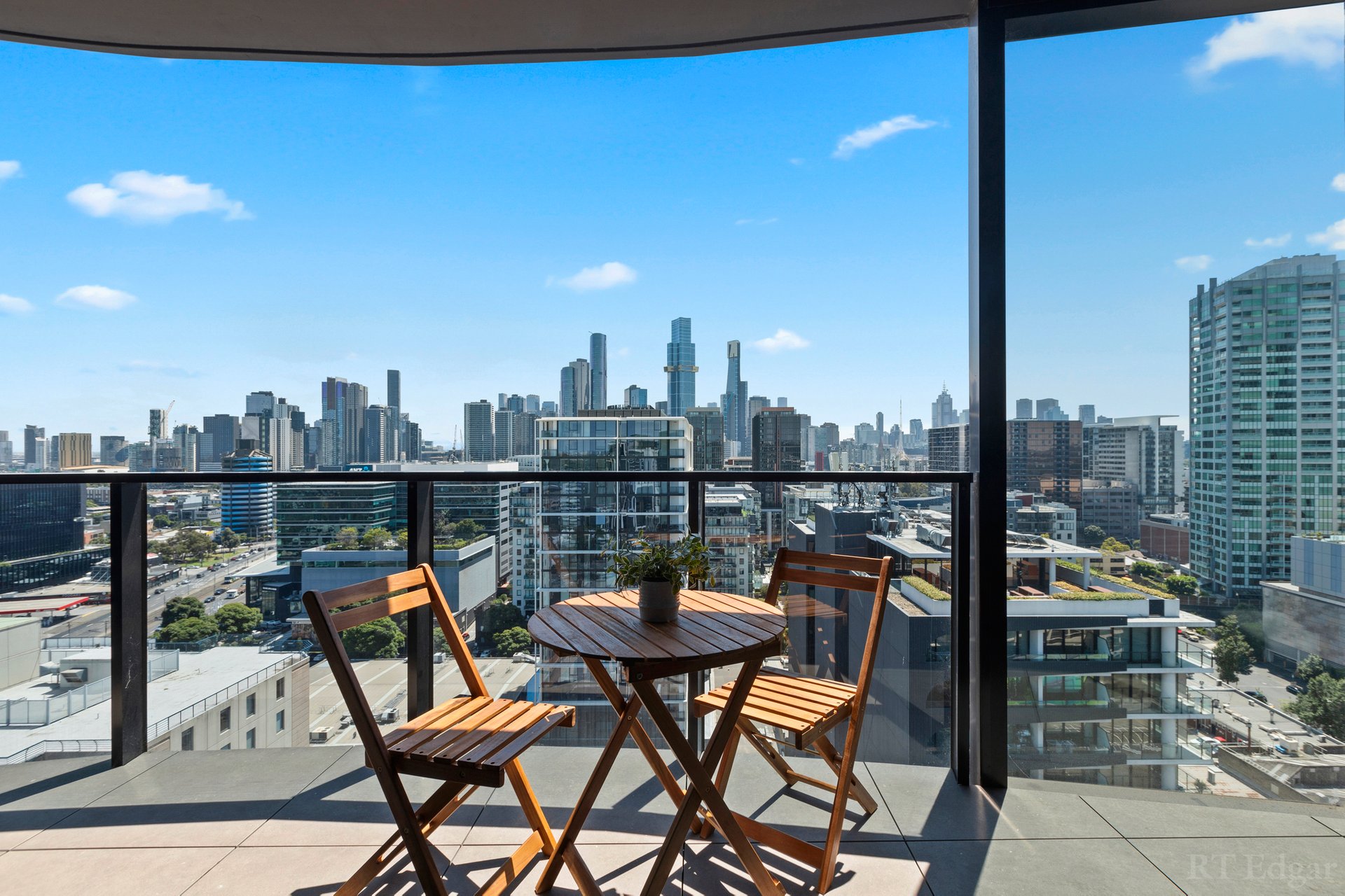 Property Gallery Thumbnail 9