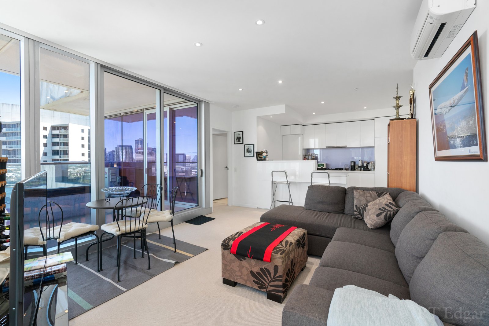 Property Gallery Thumbnail 4