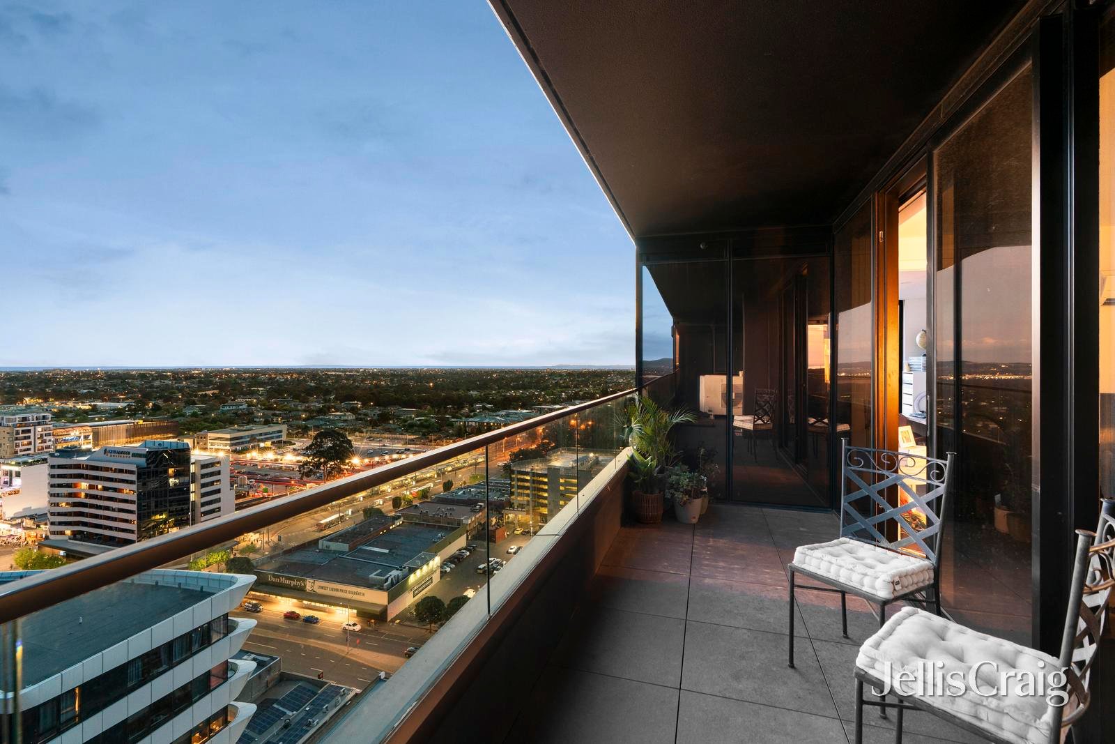 1806/25 O'Sullivan Road, Glen&nbsp;Waverley image 2