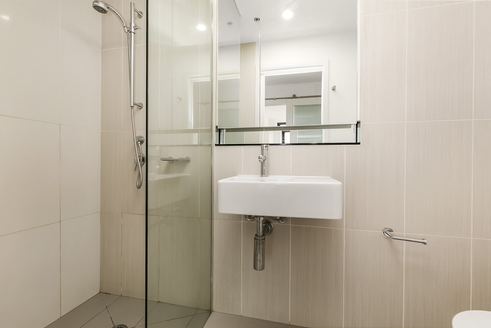 Property Gallery Thumbnail 5
