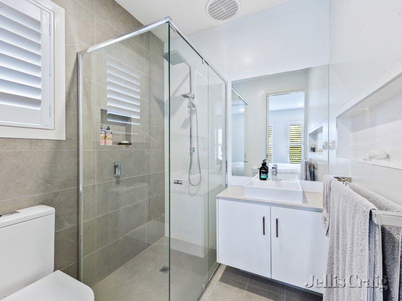 1/81 Brougham Street, Eltham image 8