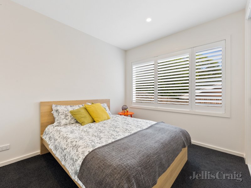 1/81 Brougham Street, Eltham image 6