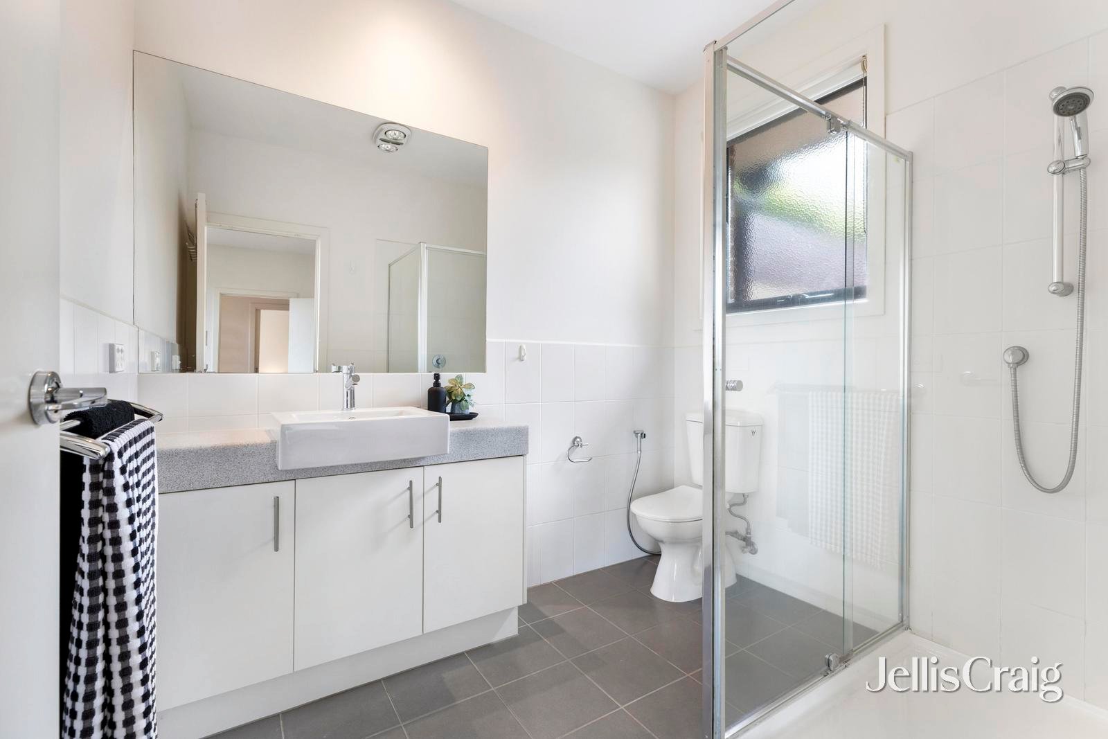 1/81 Larch Crescent, Mount&nbsp;Waverley image 8