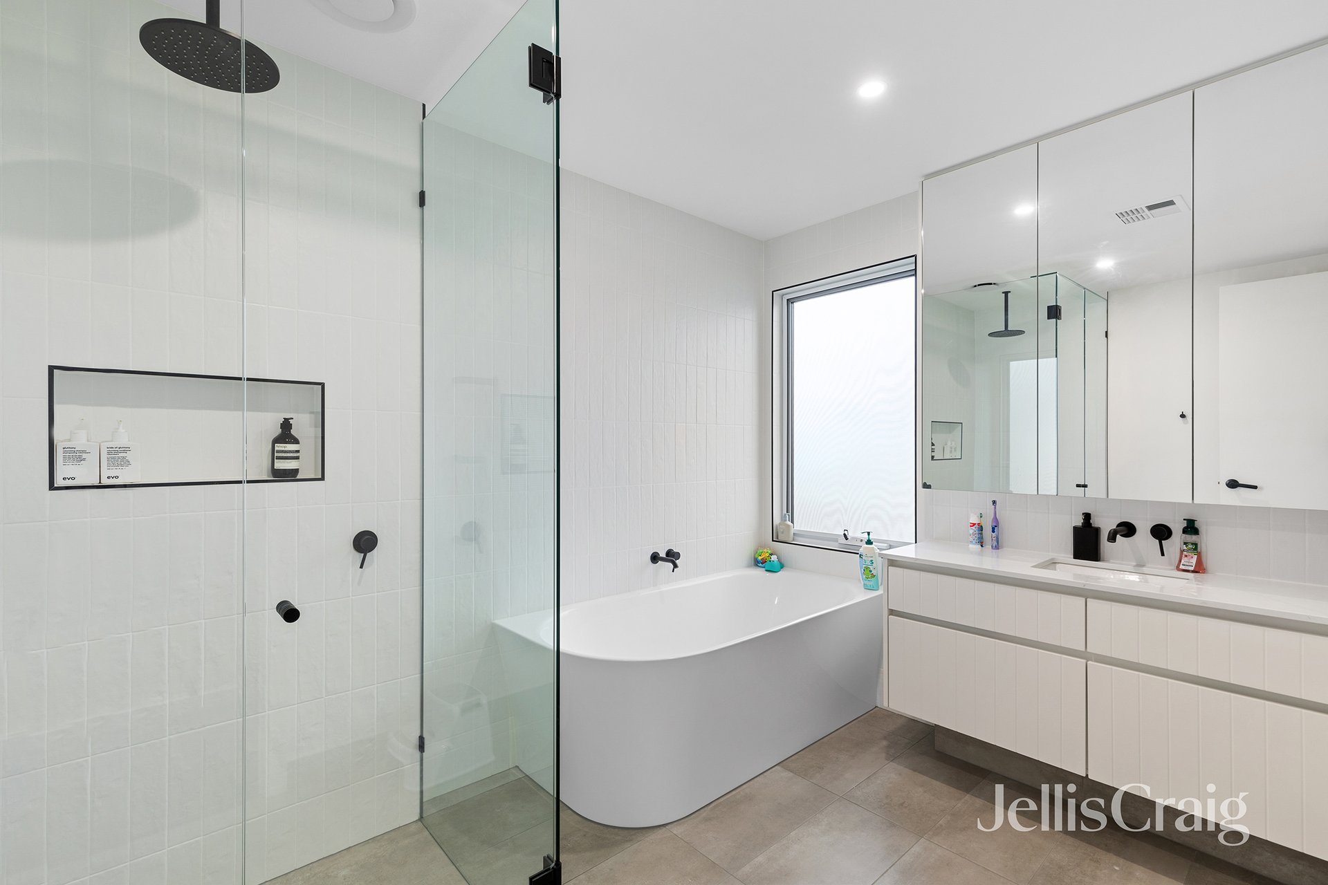 1/81 Mountain View Road, Montmorency image 10