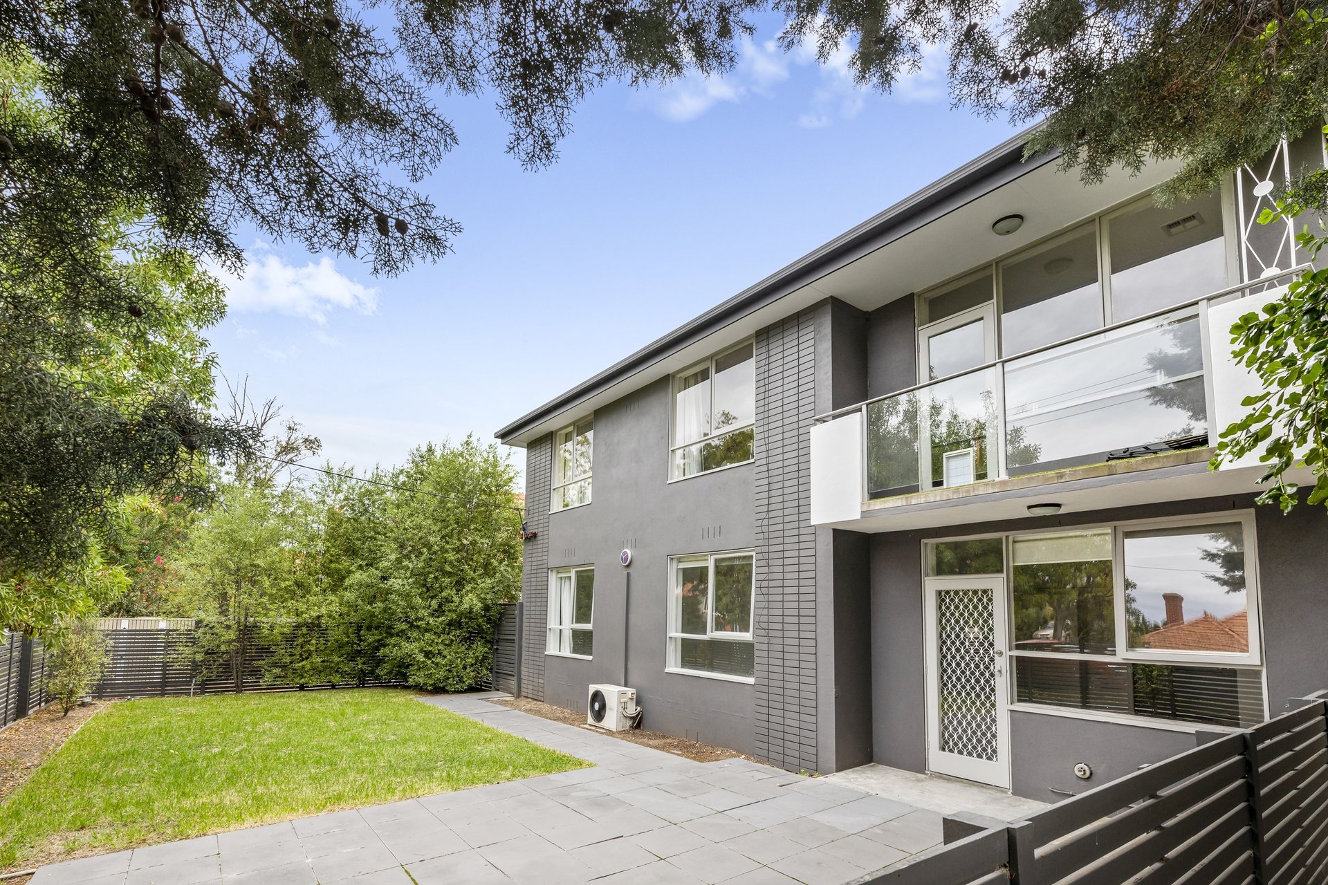 Property Gallery - Main Image
