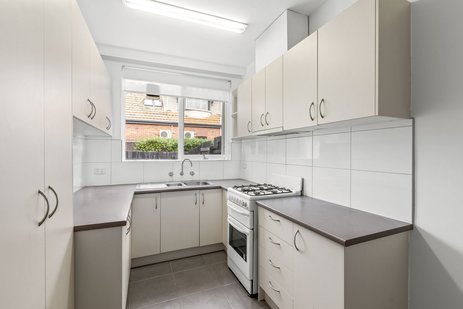 Property Gallery Thumbnail 2