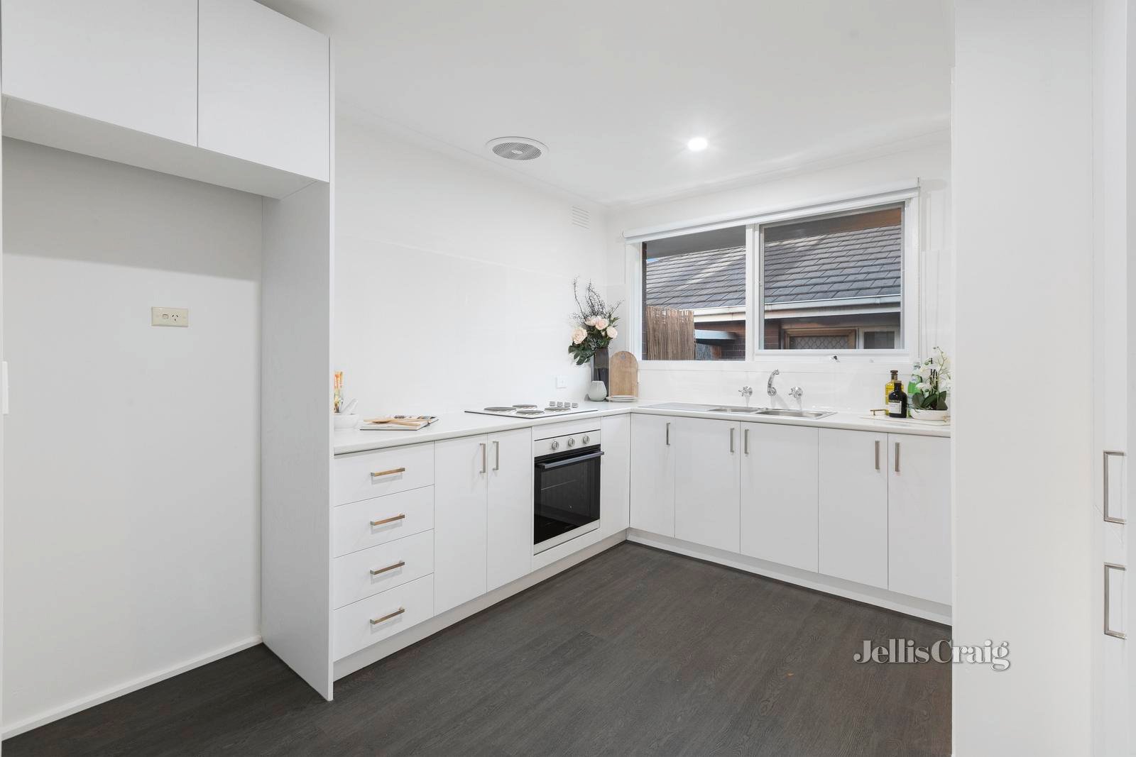 18/105 Park Road, Cheltenham image 6