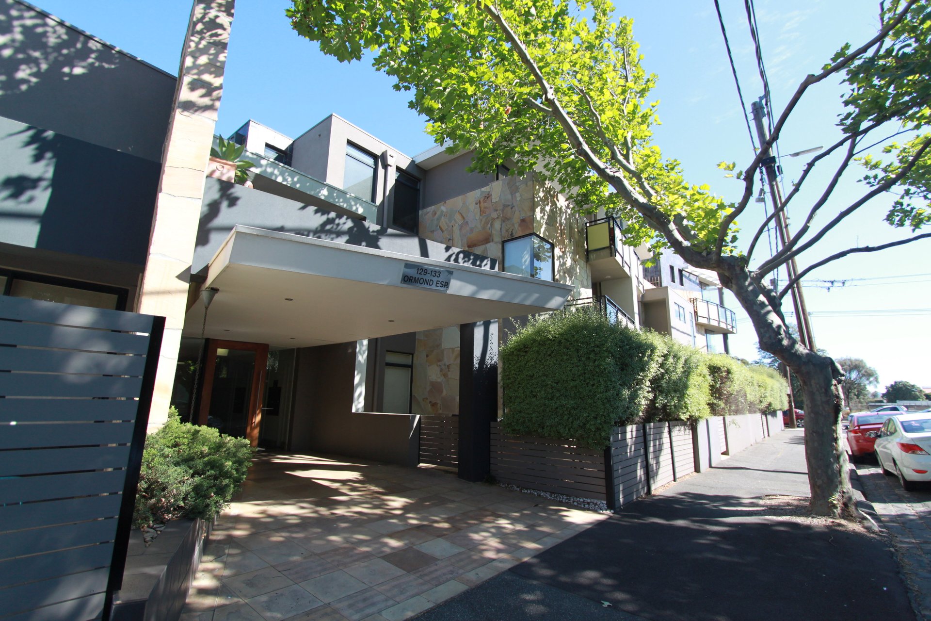 Property Gallery - Main Image