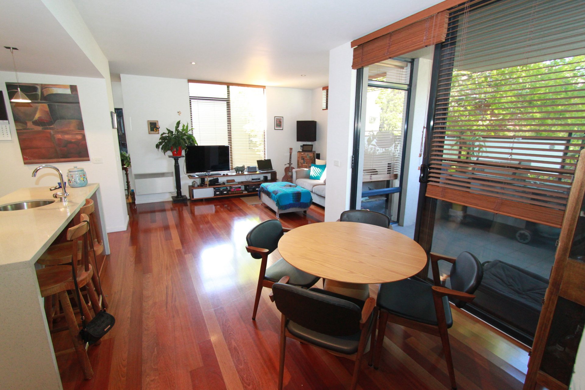 Property Gallery Thumbnail 4